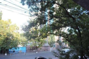 Stay Inn Cute apartment next to Hilton Armenia