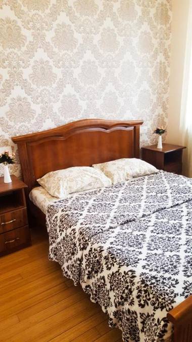 Apartment near Republic square