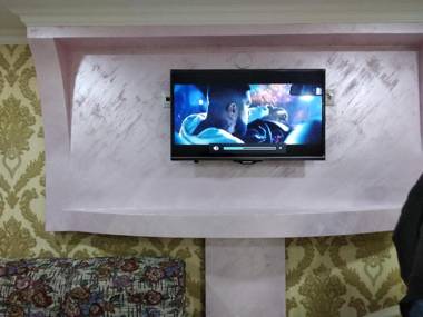 Dream House & Hostel