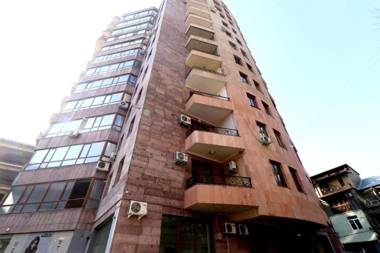Stay Inn Apartments at Mashtots avenue 33-1
