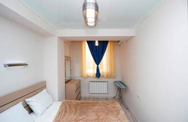 Excellent apartment in the Republic Square.Pushkin3