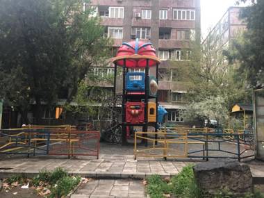 Cosy Apartment near Opera Tumanyan & Pushkin streets by Zoravor church city center