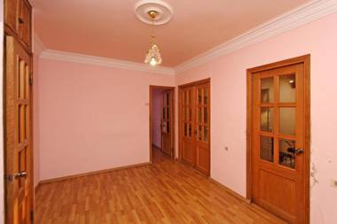 RC on Sayat-Nova avenue 21