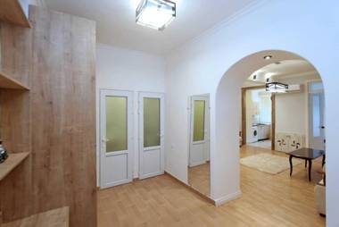 Sunny Apartment in the center