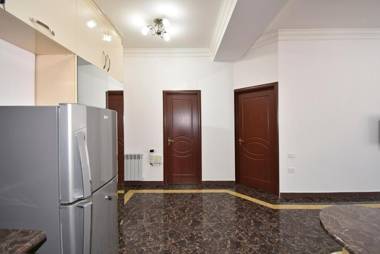 Buzand street 1 bedroom Modern apartment near Republic Square BU955