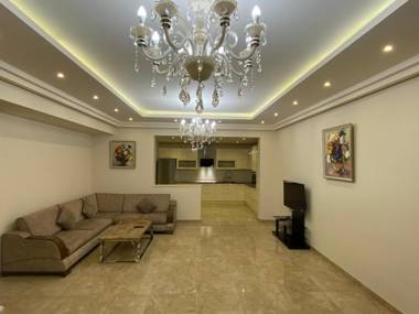 Teryan street 3 bedrooms Luxury and Unique apartment TT777