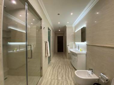 Teryan street 3 bedrooms Luxury and Unique apartment TT777