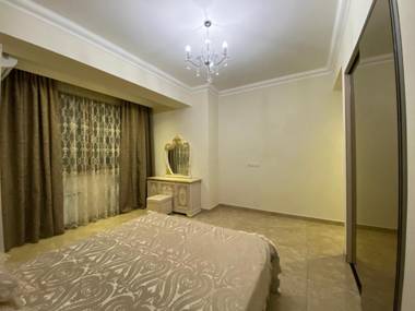 Teryan street 3 bedrooms Luxury and Unique apartment TT777