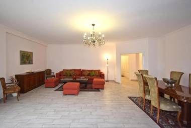 Aram Street 2 bedrooms Beautiful Modern apartment DI723