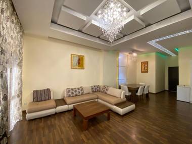 Northern Avenue 2 bedrooms Luxury apartment HH882