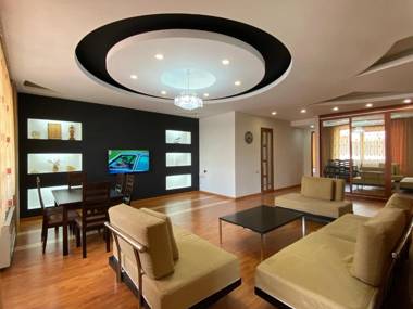 Northern Avenue 2 bedrooms Luxury apartment HH624