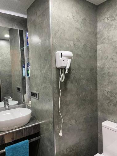 NEW - Charming Studio Penthouse