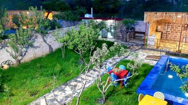 Garni family house B&B