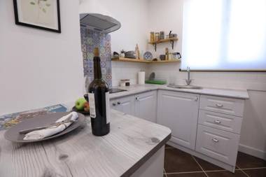 Sunflower Studio - Self Checkin - BBQ Garden