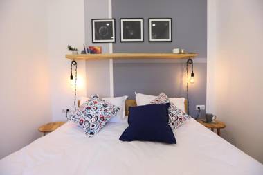 Tulip - 1BR - Self Checkin - Garden - BBQ - Netflix