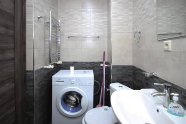 47A Excellent apartment center capital