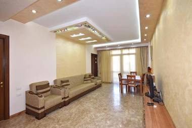 Northern Avenue 2 bedrooms Unique Comfortable apartment HH597