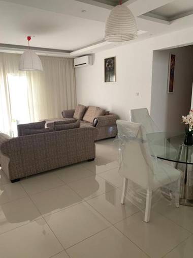 Apartamento novo T2 mobilado no Kilamba