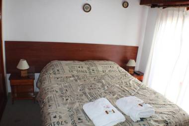 Departamentos Familiares Rosas Rojas