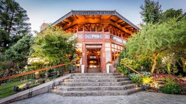 Portal del Lago Hotel