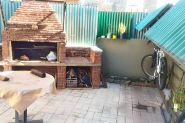 Cómodo departamento sobre principal avenida