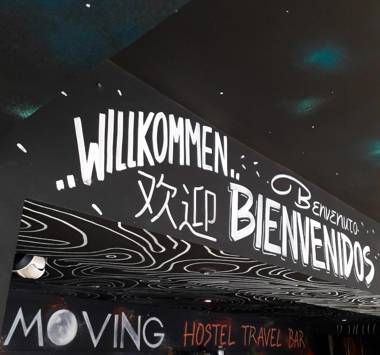 Moving Hostel Travel Bar