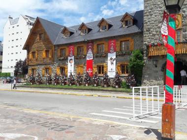 Cabañas Detras del Ciprés