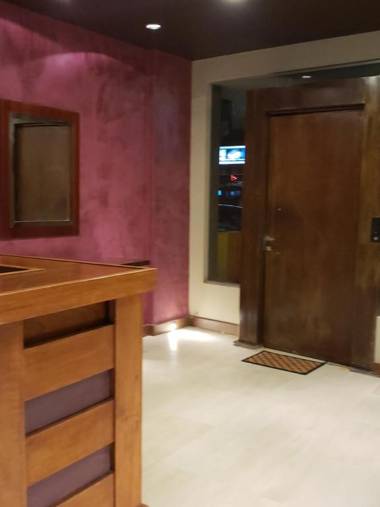 URBANA APARTMENTS 413