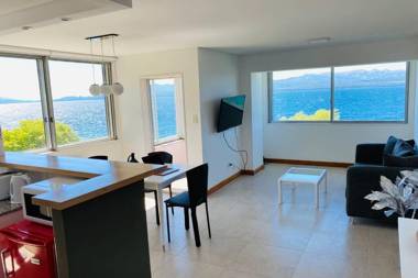 Departamento en Bariloche a orillas del Lago.