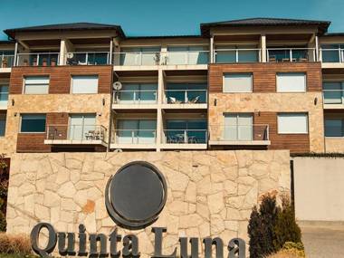 Quintaluna Piscina Playa y Montaña