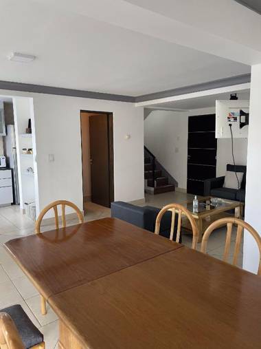 Excepcional Departamento Completo 3 pisos y 3 dormitorios