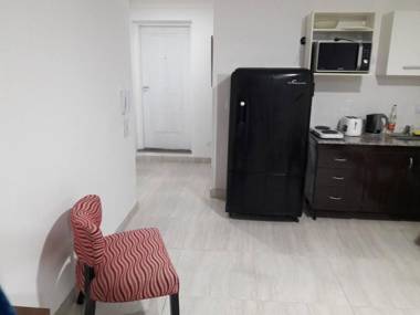 AMPLIO Y LUMINOSO DEPARTAMENTO CON COCHERA