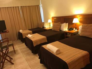 Hotel Raices Esturion