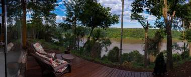 Tupa Lodge