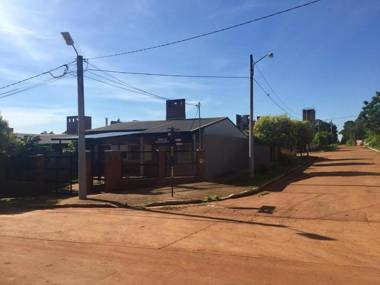 Casa con Garage Puerto Iguazú zona residencial