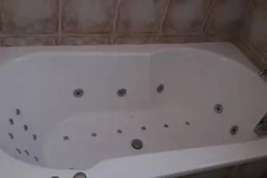 Departamento centrico y amplio 6 personas NQN.