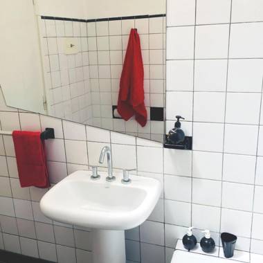 Casa con dos habitaciones y dos patios