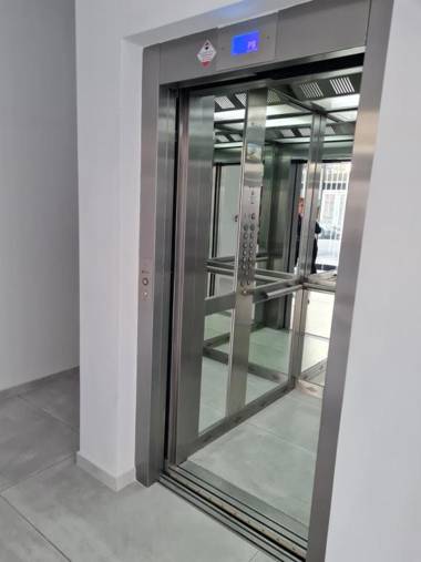 Confort Platense departamento con cochera