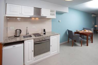 Las Bayas Home Suites
