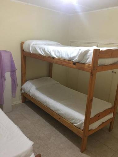 Aguilar House Hostel B&B