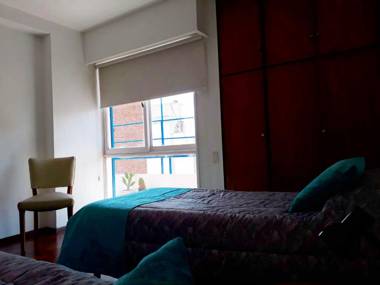 PASEO SOBREMONTE Excelente ubicación