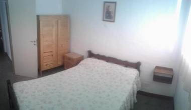 Habitacion c/baño priv Low cost