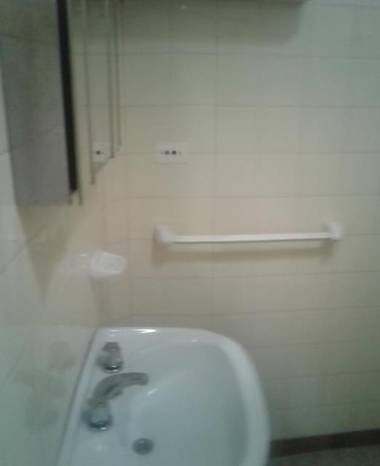 Habitacion c/baño priv Low cost