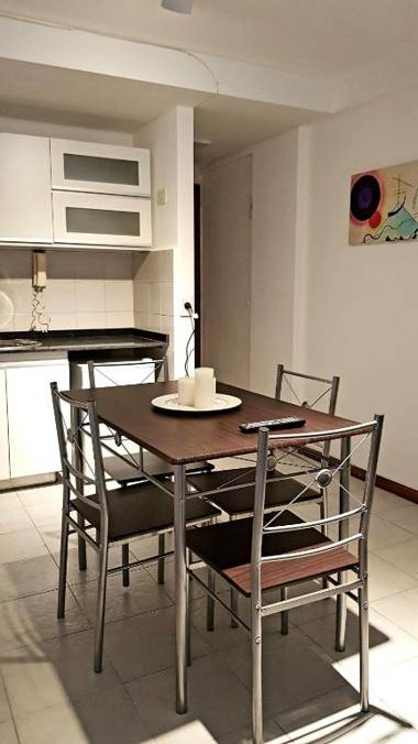 Luminoso Departamento de Estadia Temporaria