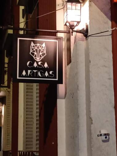 CASA ARTIGAS Hostel