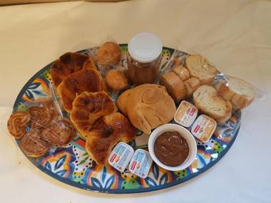 Laguna Park Duplex & Suites