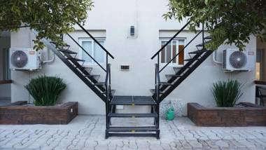 Laguna Park Duplex & Suites