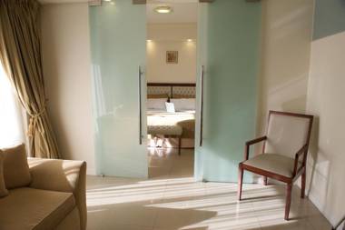 Alta Piazza –Casa di Appartamenti–