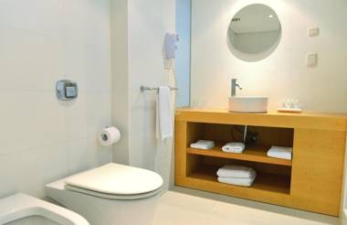 Rochester Hotel Classic