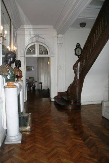 Leonardo Da Vinci Residence